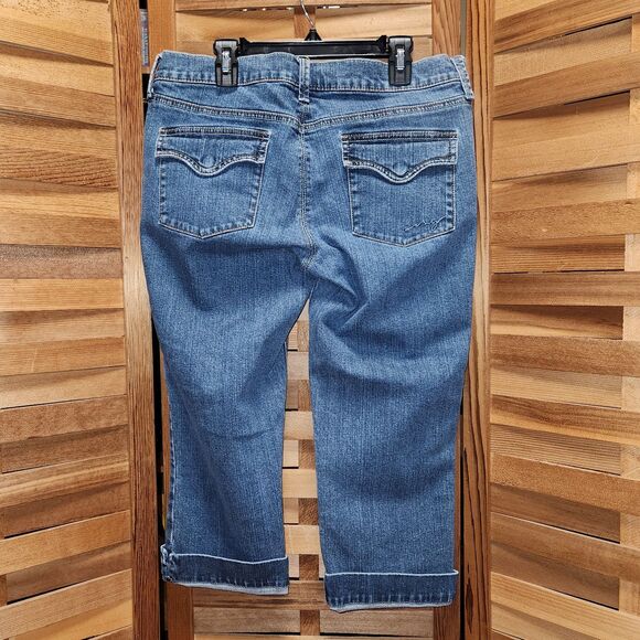New York & Company Denim Capris Jeans Women's Size 6 Cotton Spandex - Picture 2 of 13